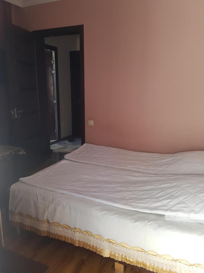 Guest House 2 Floor Batum Dış mekan fotoğraf
