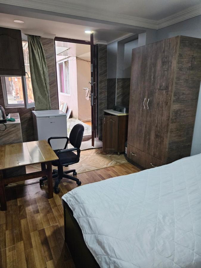 Guest House 2 Floor Batum Dış mekan fotoğraf